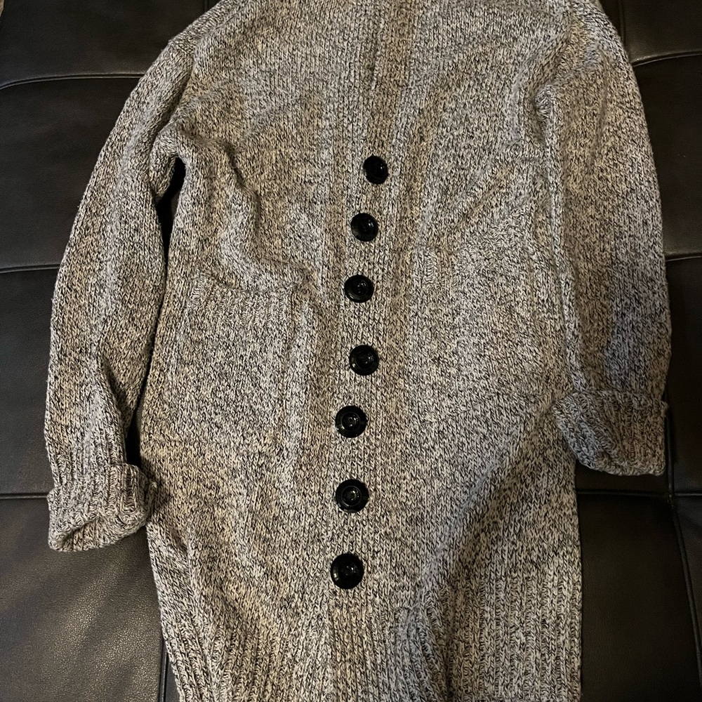 Long sweater with hood